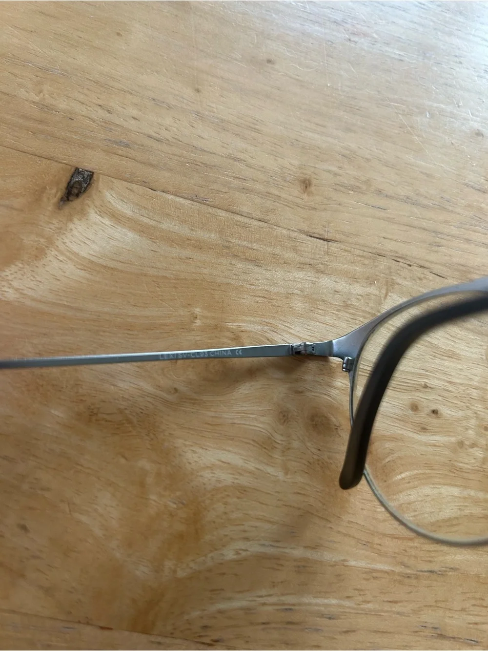 Diff Eyewear Matte Gunmetal Browline Glasses with Black Case